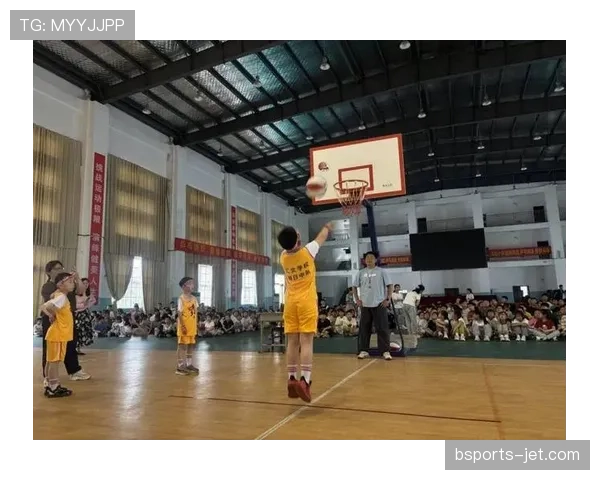 篮球比赛中什么是合法的投篮动作判定标准? 篮球比赛中什么是合法的投篮动作判定标准?